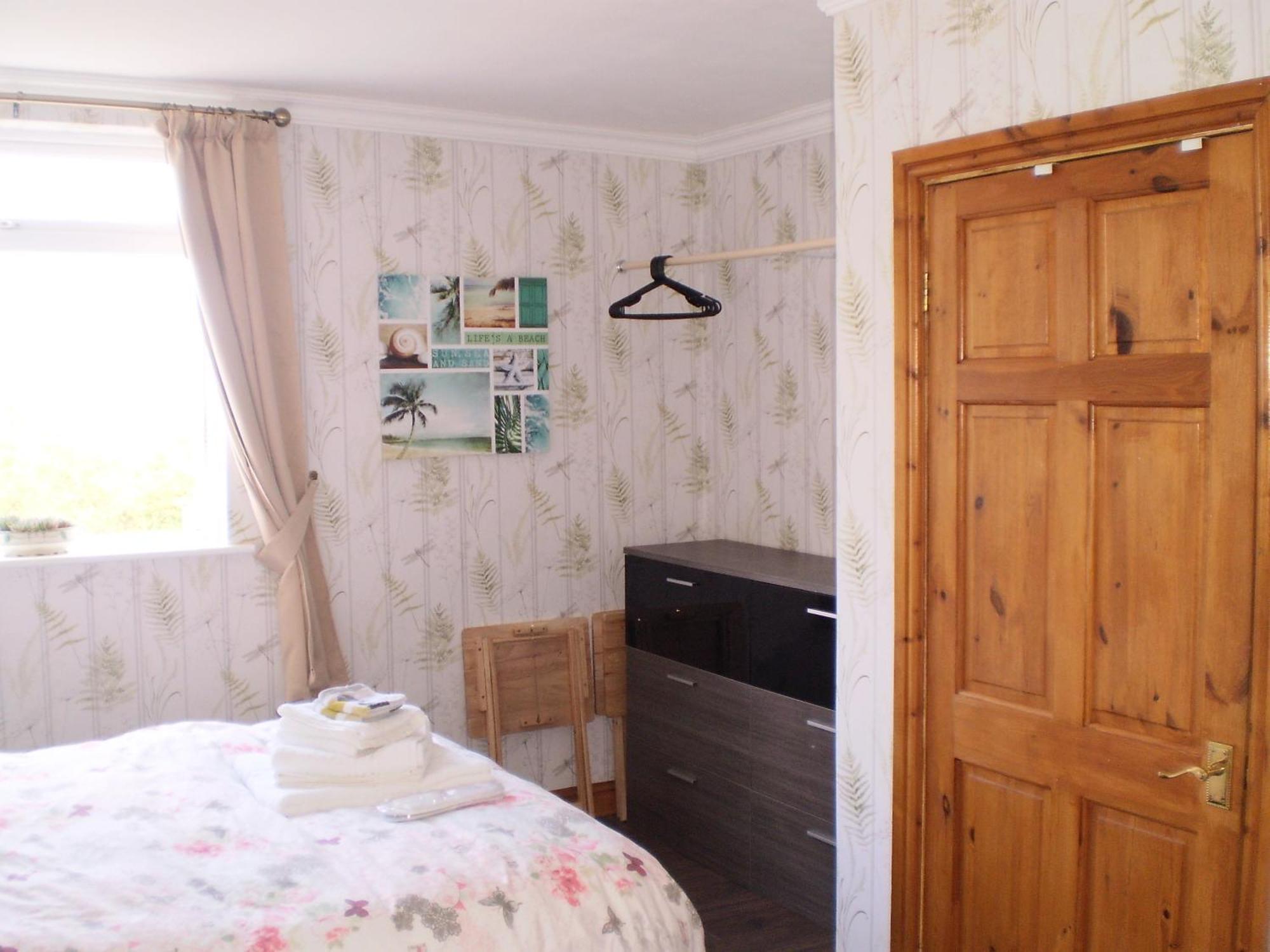 Sportsmans Lodge Bed And Breakfast Amlwch Phòng bức ảnh